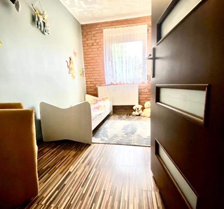 29a23854-be7d-4c04-8ed4-4431fc5c8a72